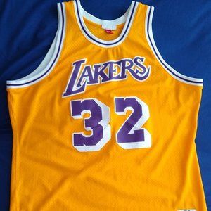 Magic Johnson Mitchell & Ness Swingman Jersey, XXL